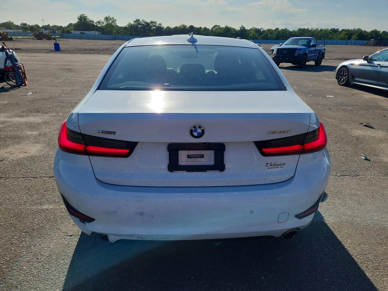 2019 BMW Seria 3 330i - zdjęcie 6