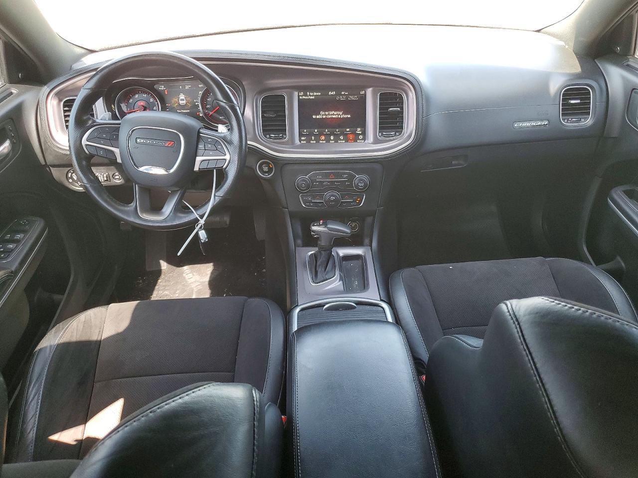 2019 Dodge Charger R/T - zdjęcie 8