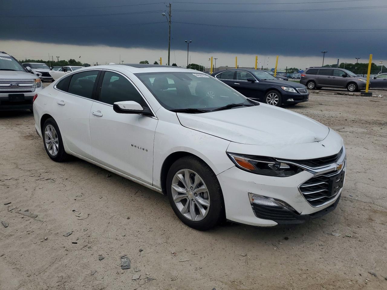 2024 Chevrolet Malibu Lt - zdjęcie 4