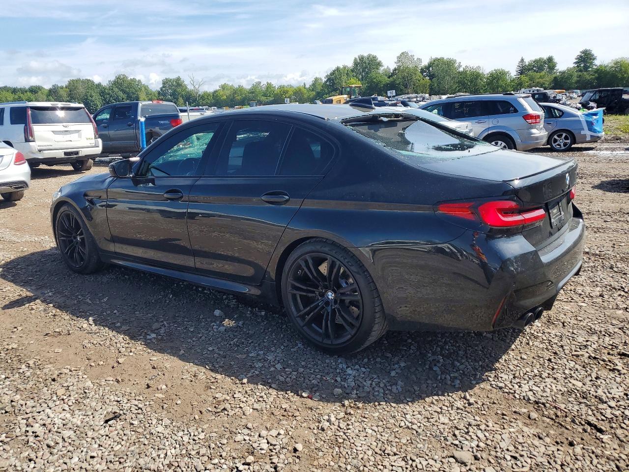 2021 BMW M5 - zdjęcie 2