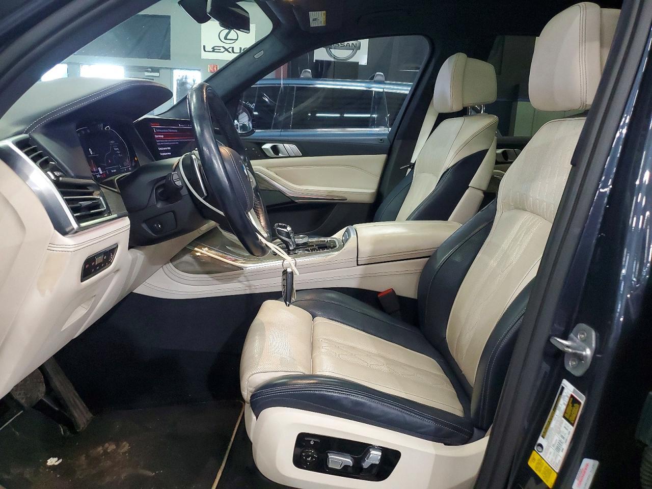 2019 BMW X7 xDrive50I - zdjęcie 7