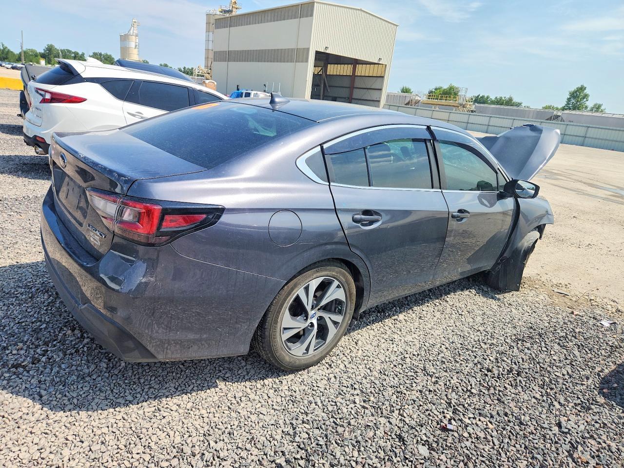 2021 Subaru Legacy Premium - zdjęcie 3