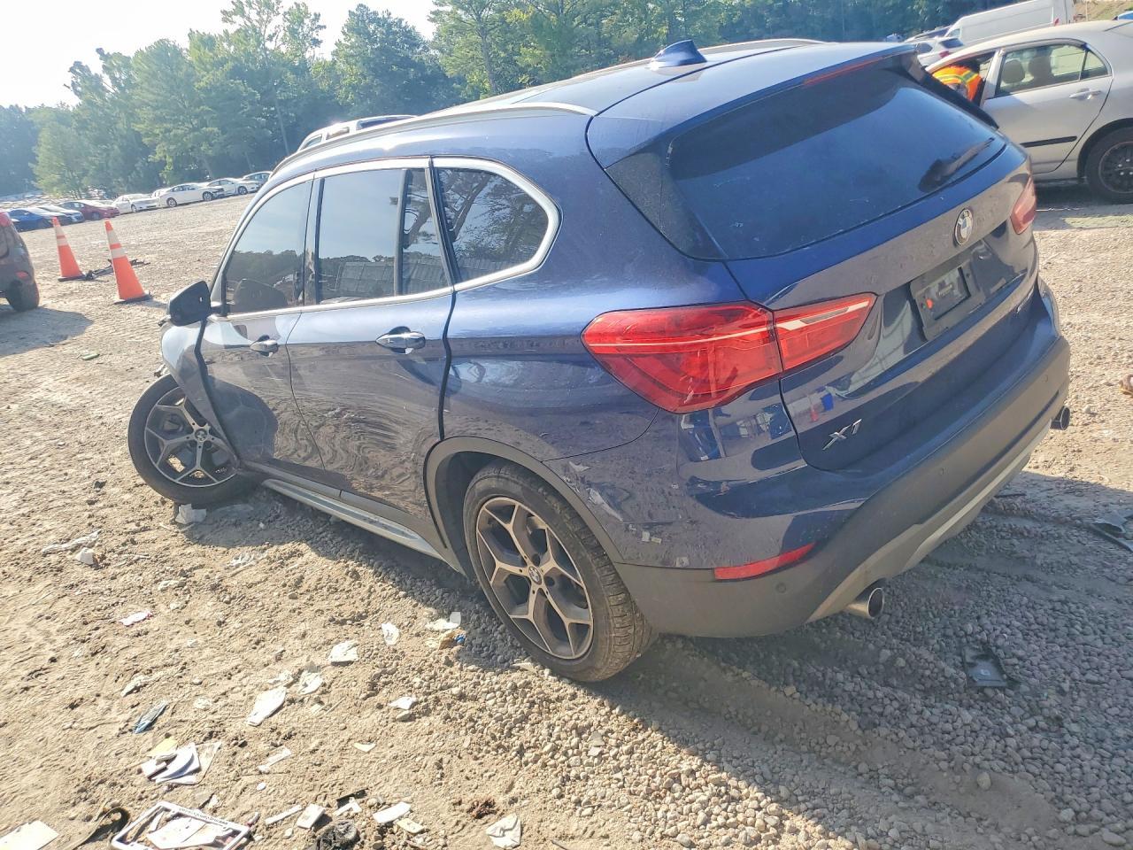 2019 BMW X1 Sdrive28I - zdjęcie 2