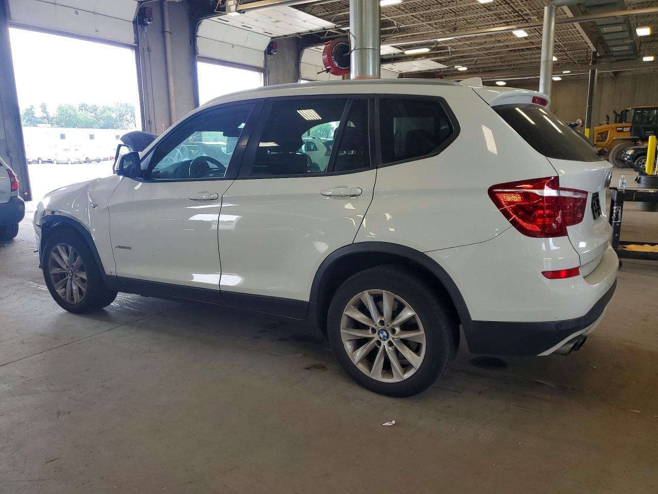 2016 BMW X3 xDrive28I - zdjęcie 2