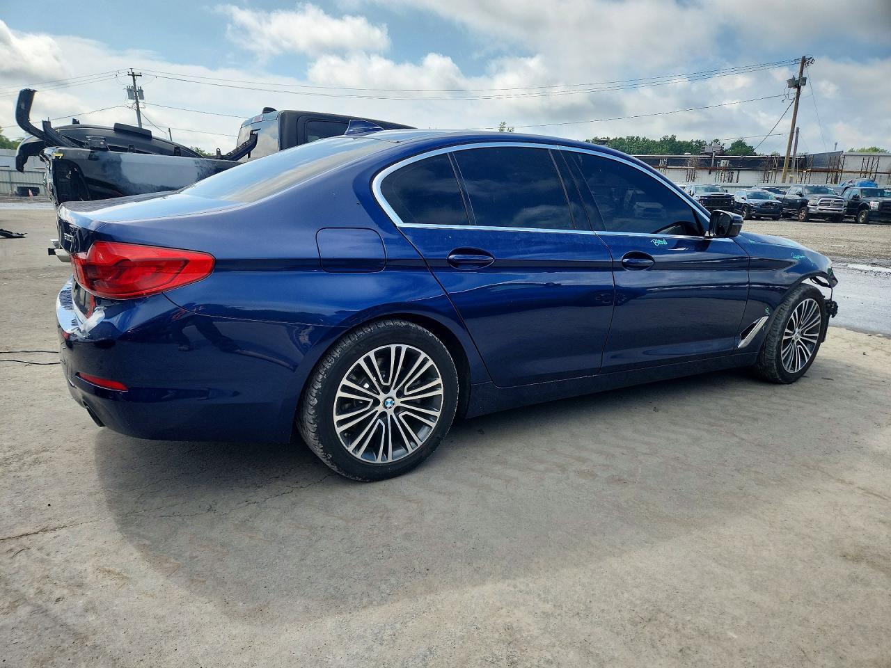 2020 BMW Seria 5 530i - zdjęcie 3