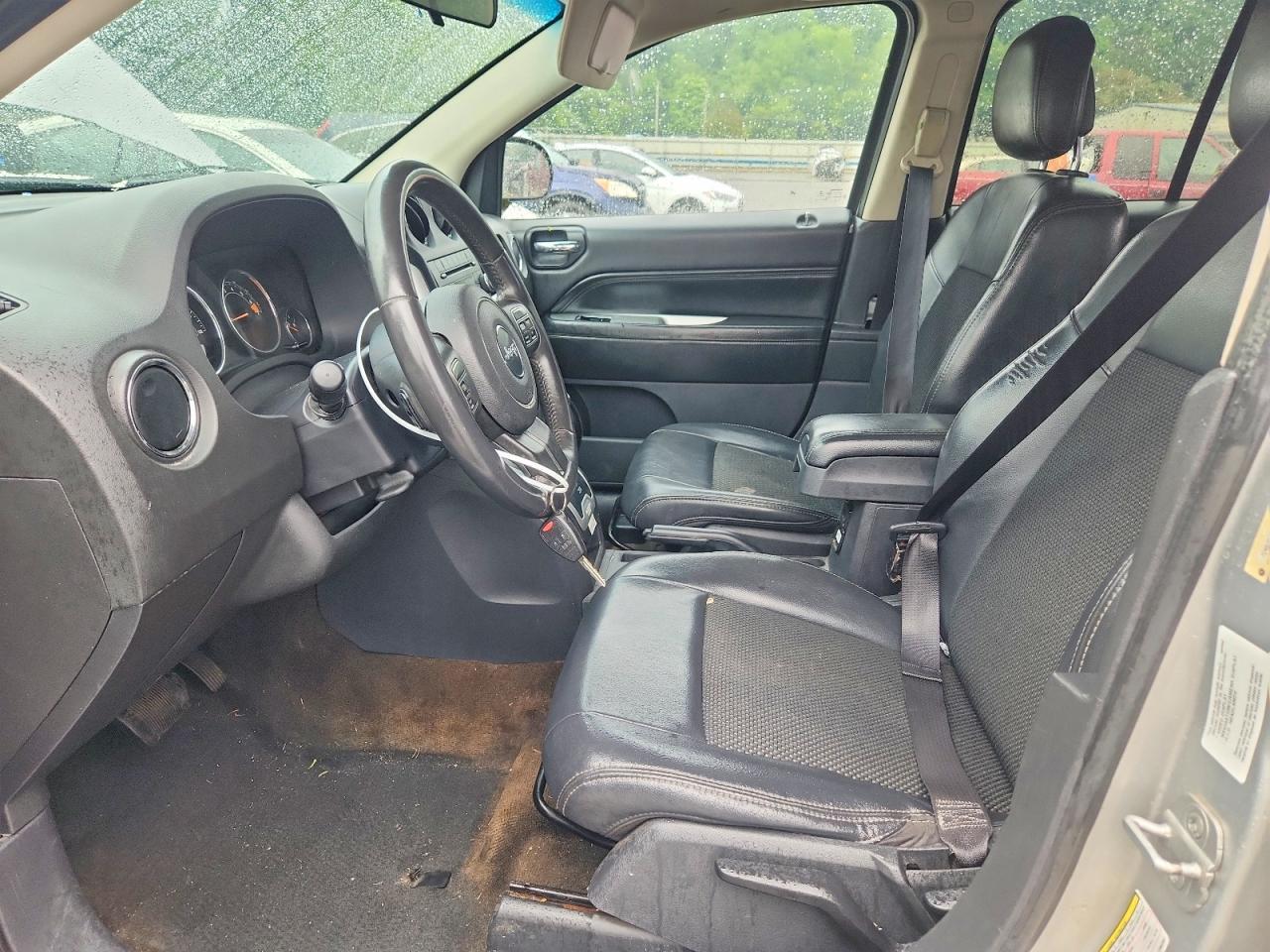 2014 Jeep Compass Latitude - zdjęcie 7