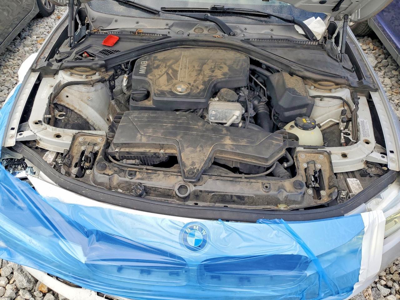 2016 BMW Seria 3 328i - zdjęcie 11