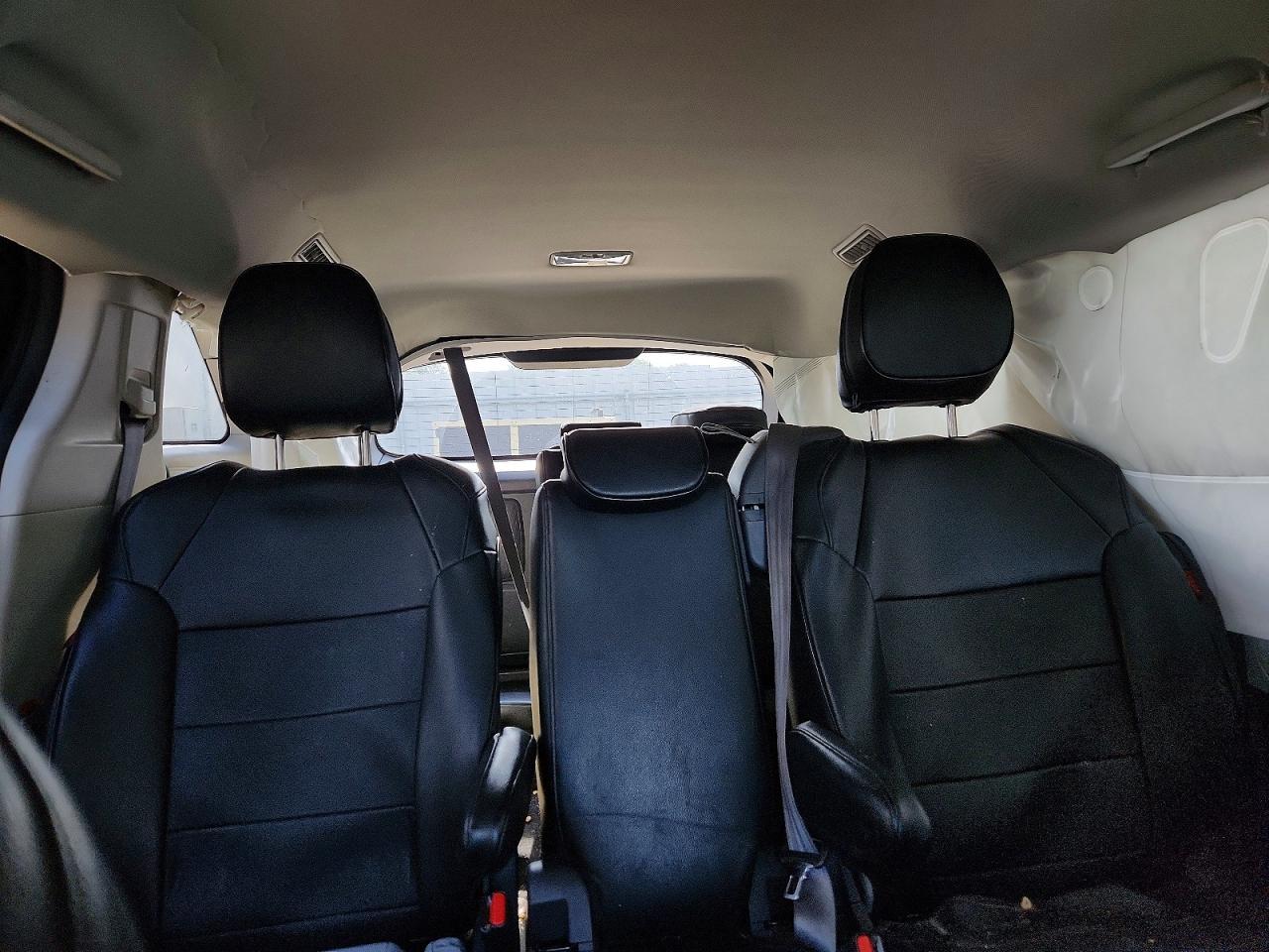 2022 Toyota Sienna Le - zdjęcie 10