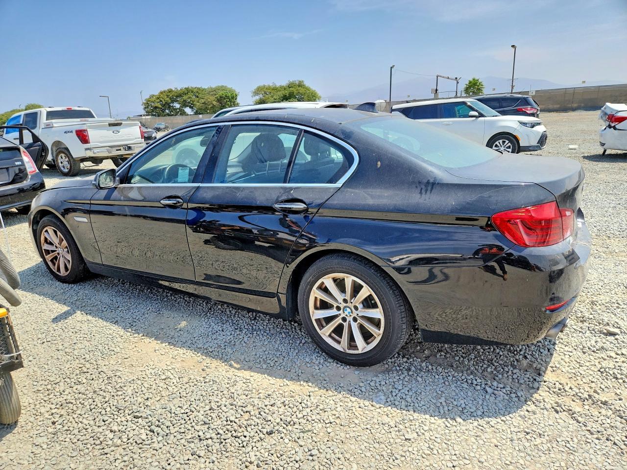 2015 BMW 528 I - zdjęcie 2