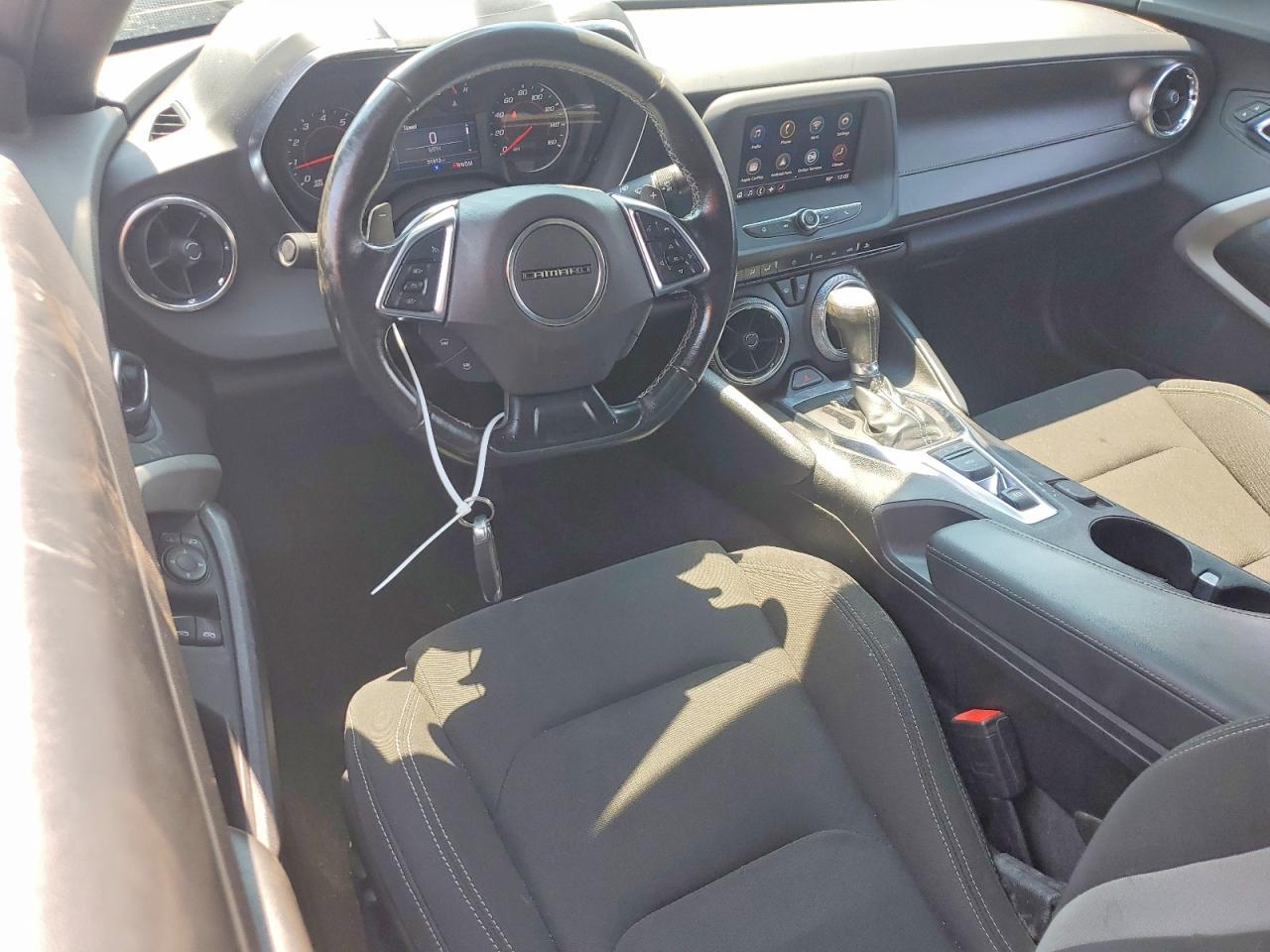 2021 Chevrolet Camaro Ls - zdjęcie 8