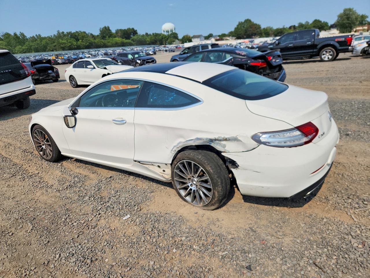 2017 Mercedes-Benz C 300 4Matic - zdjęcie 2