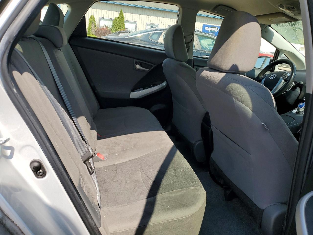 2015 Toyota Prius Three - zdjęcie 10