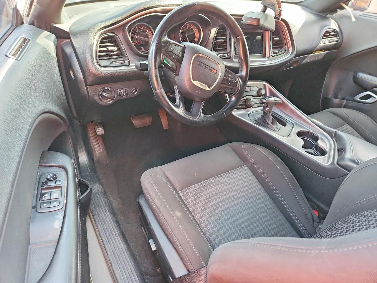 2019 Dodge Challenger Sxt - zdjęcie 8