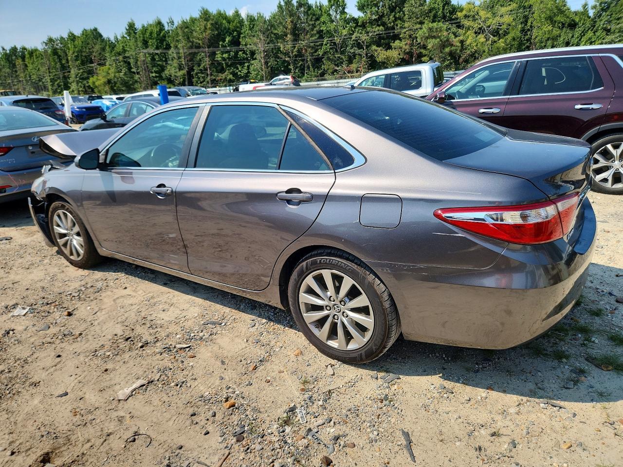 2020 Nissan Altima Sr - zdjęcie 2