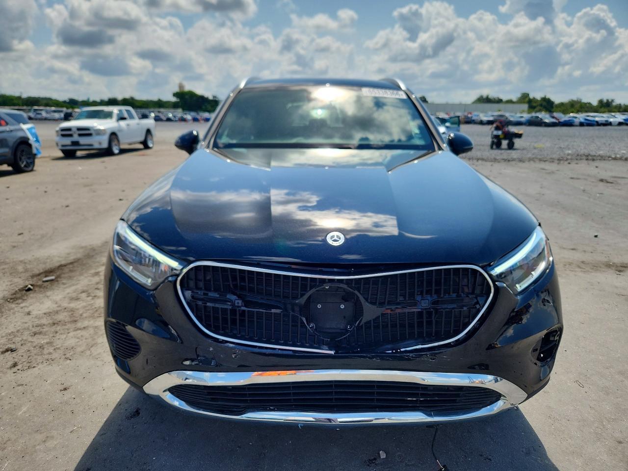 2025 Mercedes-Benz Glc 300 - zdjęcie 5