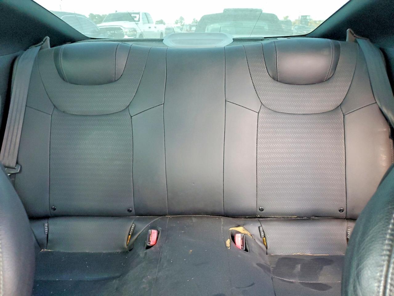 2013 Hyundai Genesis Coupe 3.8 Grand Touring - zdjęcie 10