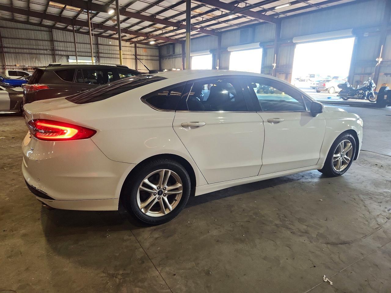 2018 Ford Fusion Se - zdjęcie 3