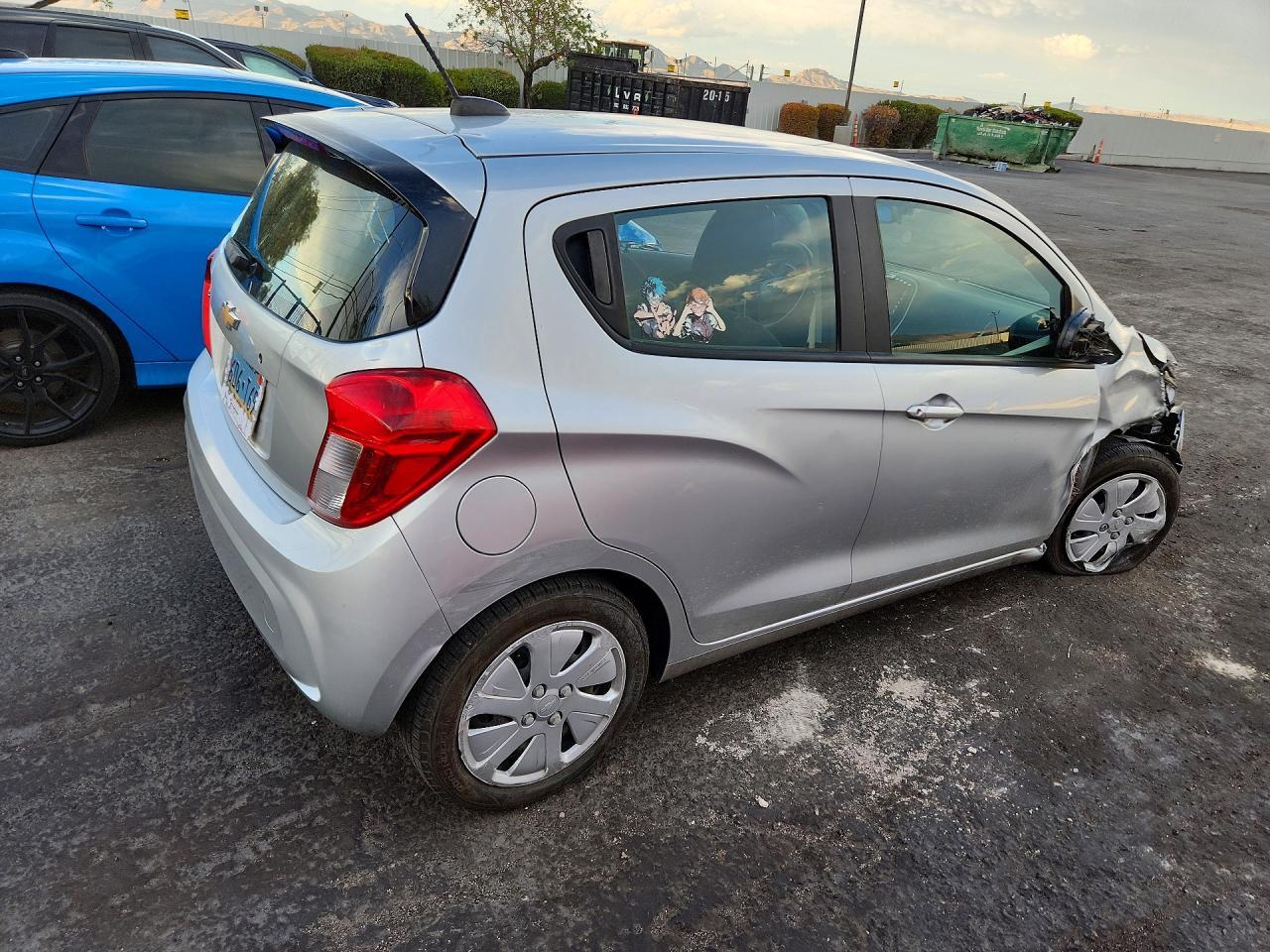 2018 Chevrolet Spark Ls - zdjęcie 3