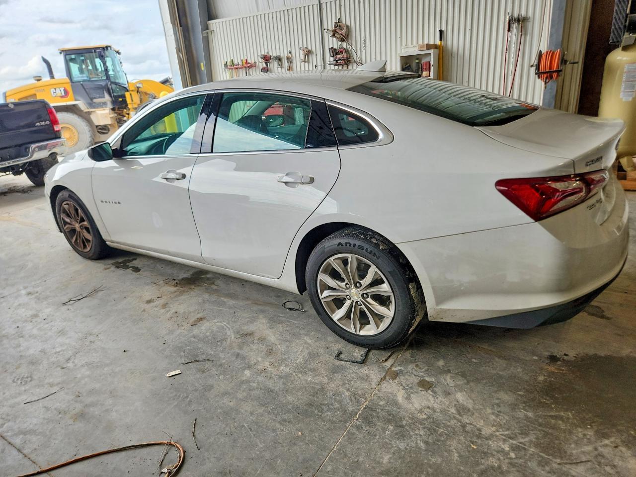 2022 Chevrolet Malibu Lt - zdjęcie 2