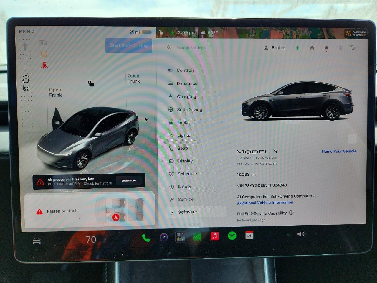 2026 Tesla Model Y - zdjęcie 9