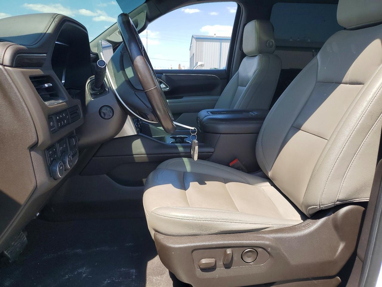 2022 Chevrolet Tahoe K1500 Z71 - zdjęcie 7