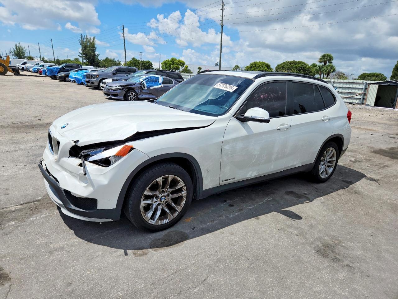 2015 BMW X1 xDrive28I - zdjęcie główne