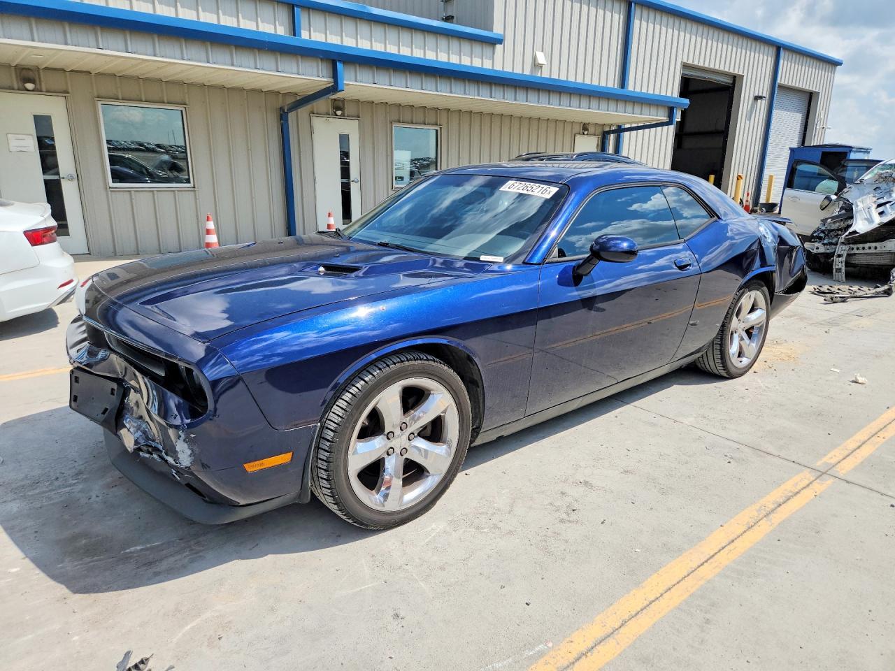 2013 Dodge Challenger Sxt - zdjęcie główne