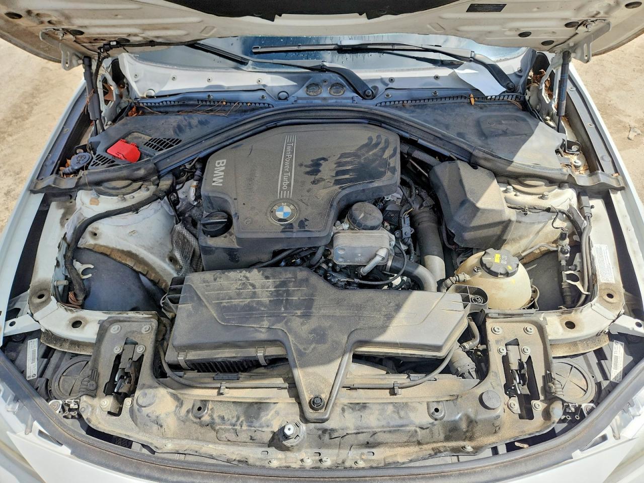 2015 BMW 320 I xDrive - zdjęcie 11