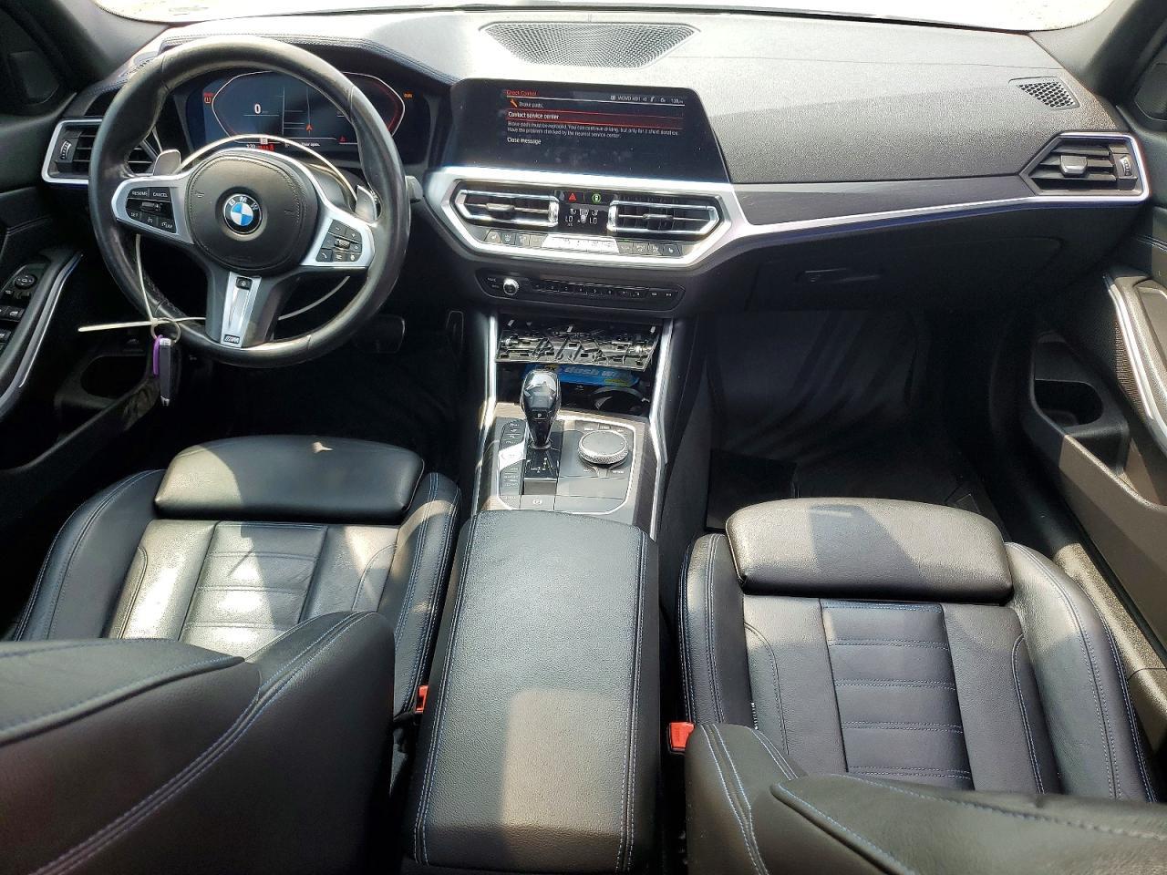 2020 BMW Seria 3 330i - zdjęcie 8