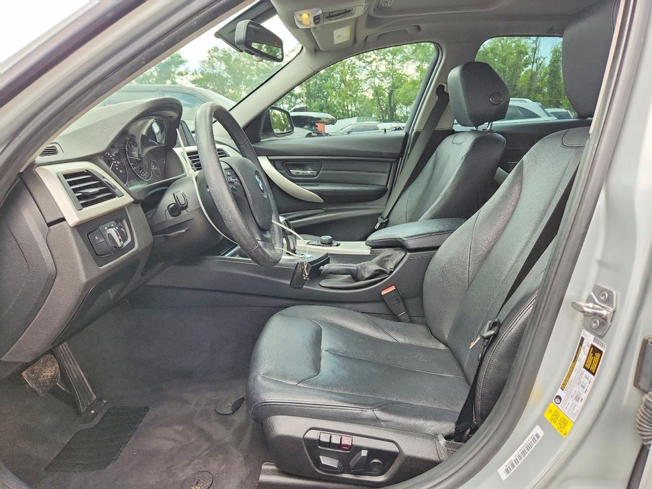 2015 BMW 320 I - zdjęcie 7