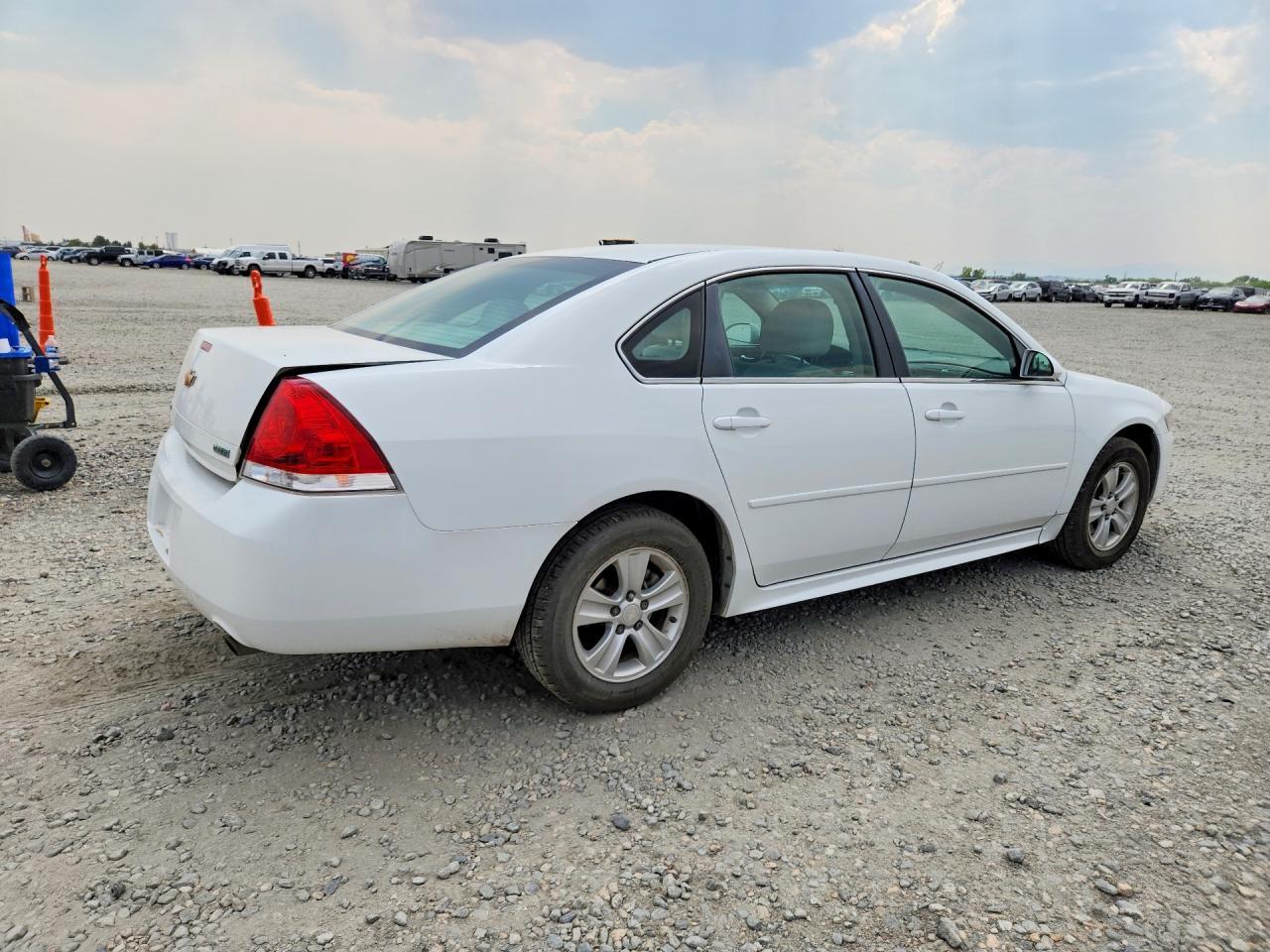 2013 Chevrolet Impala Ls - zdjęcie 3