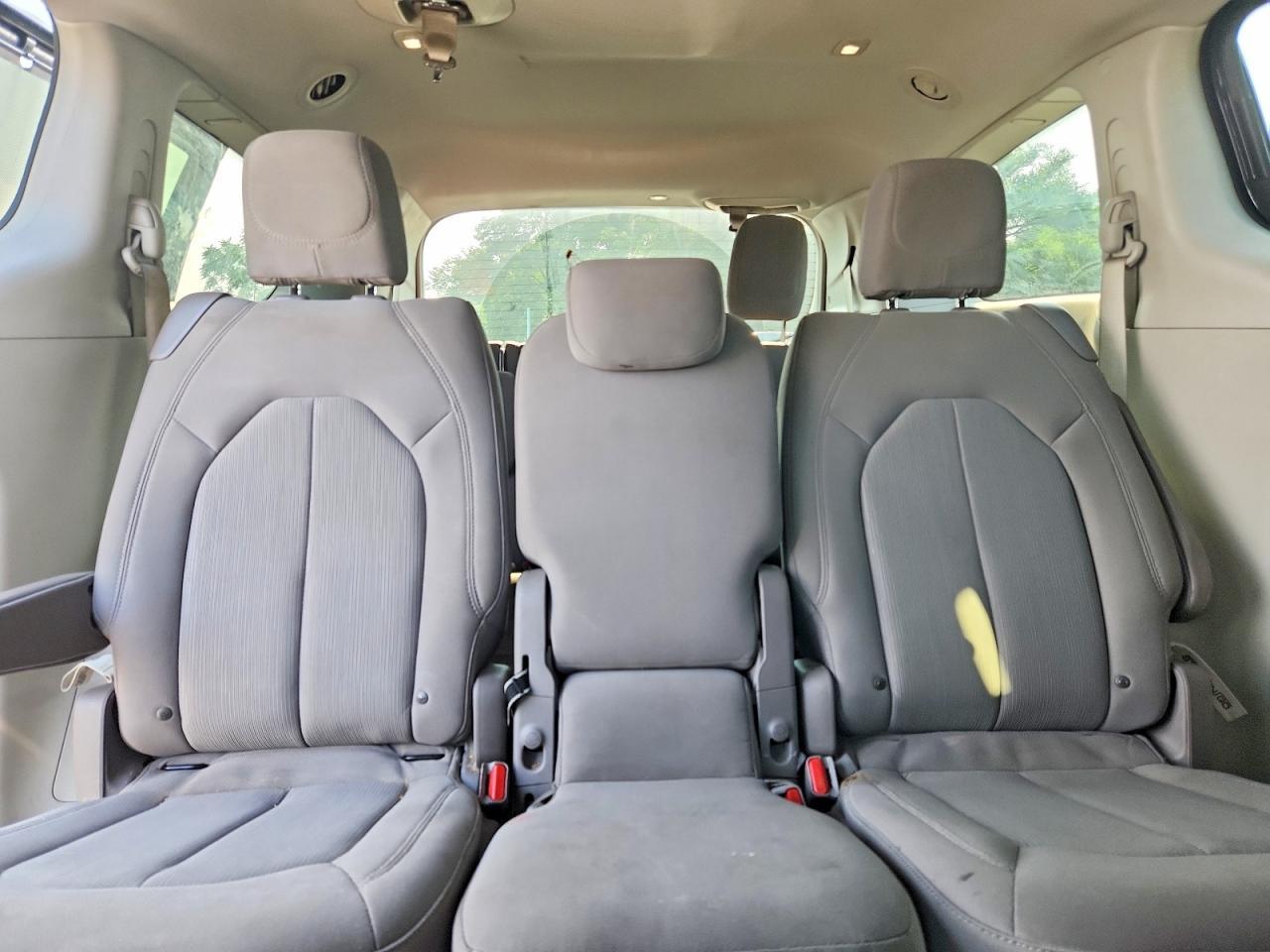 2019 Chrysler Pacifica Touring Plus - zdjęcie 10