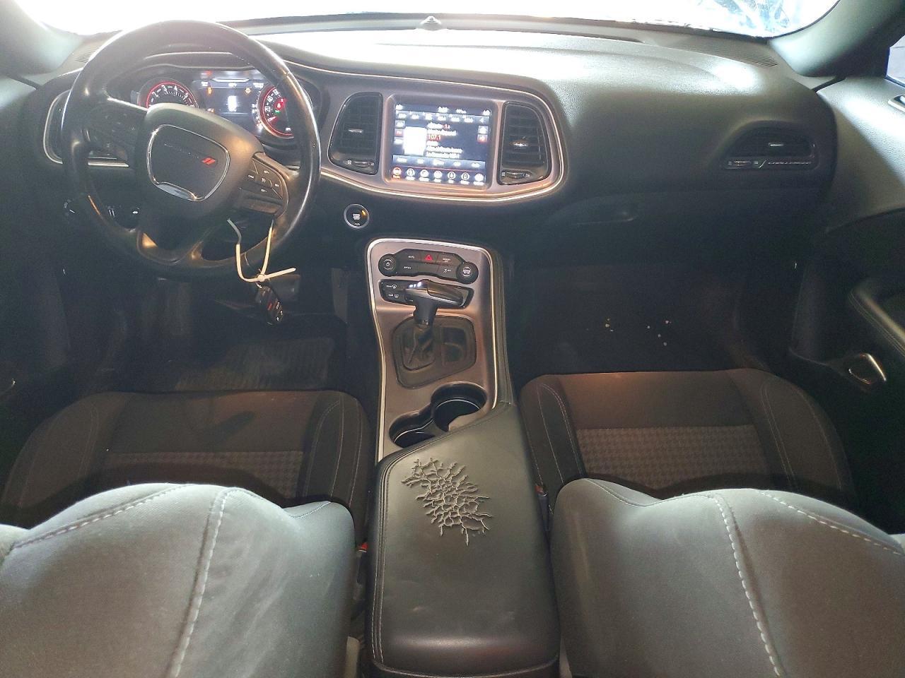 2019 Dodge Challenger Sxt - zdjęcie 8