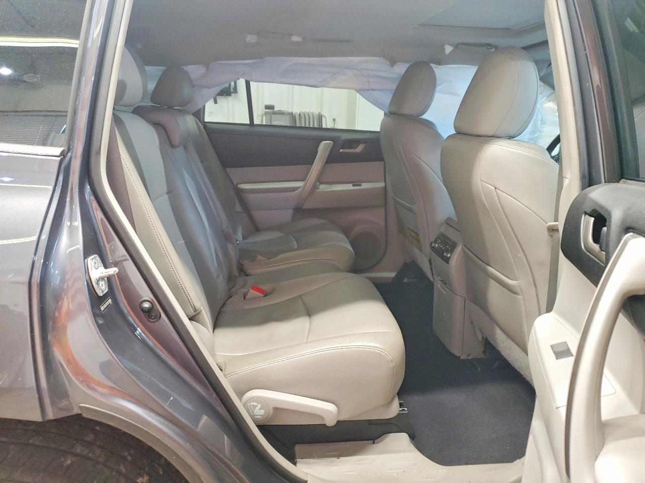 2013 Toyota Highlander Se - zdjęcie 11