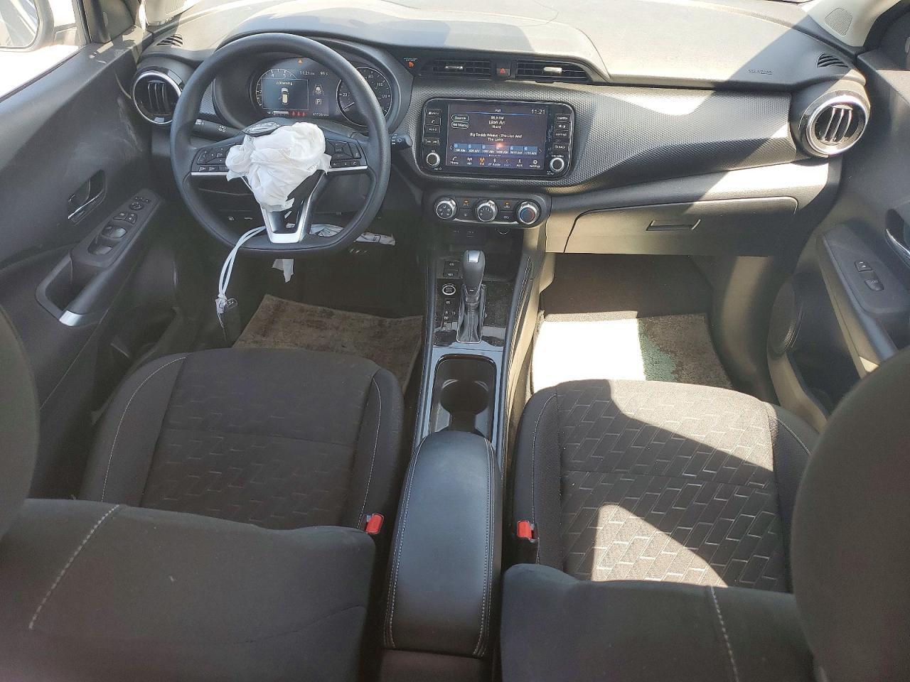 2024 Nissan Kicks Sv - zdjęcie 8