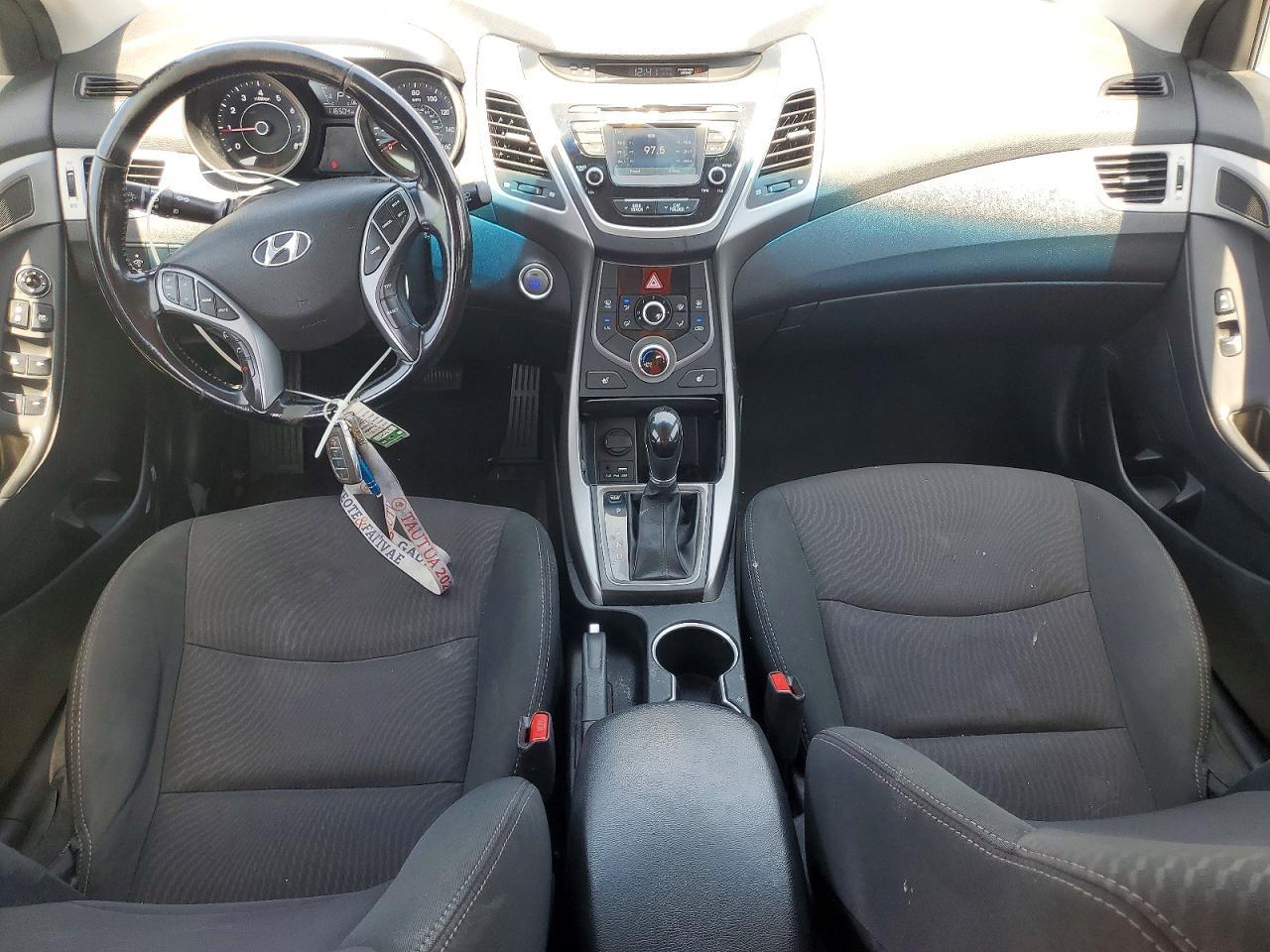 2016 Hyundai Elantra Value Edition - zdjęcie 8