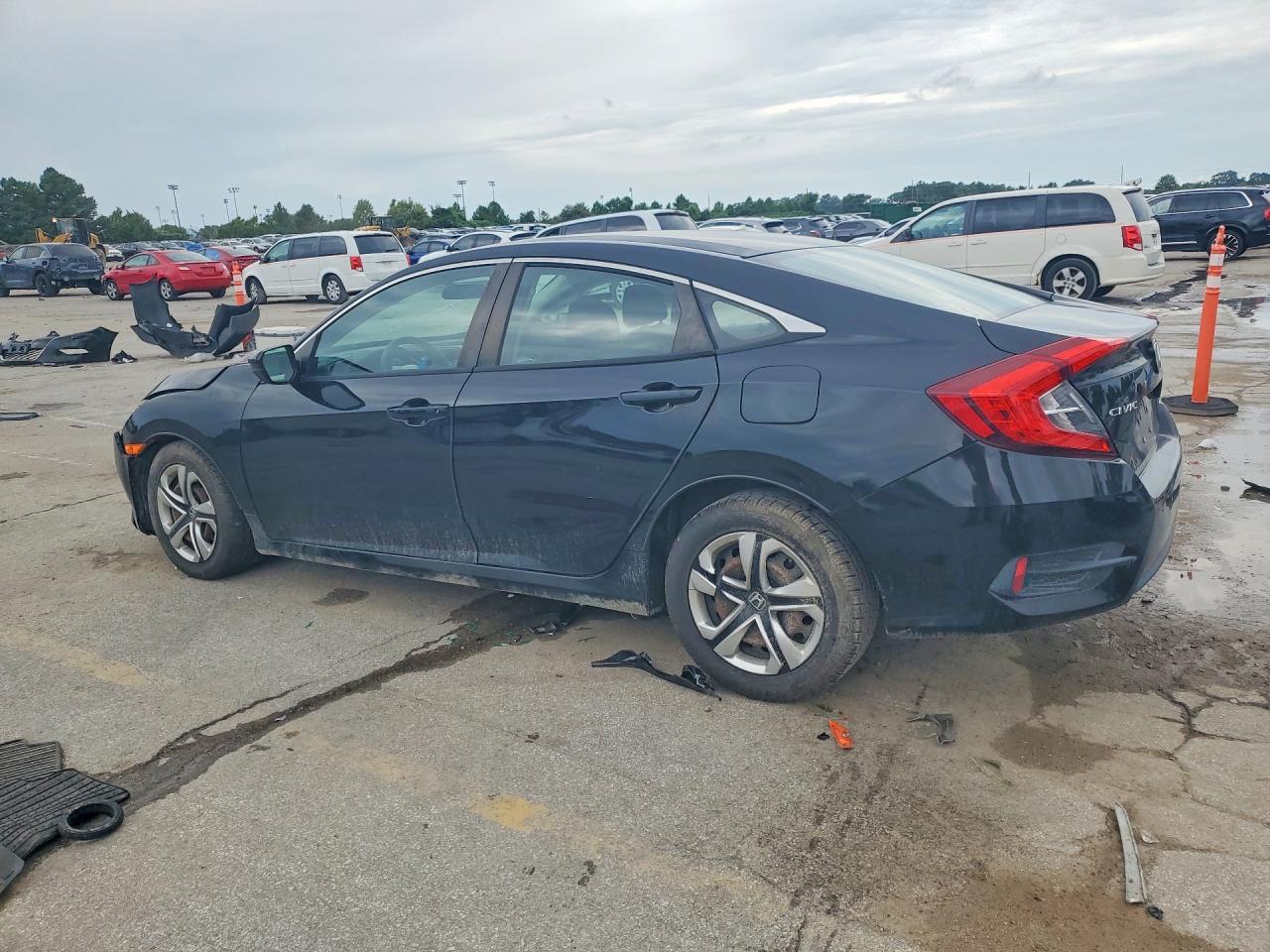 2017 Honda Civic Lx - zdjęcie 2