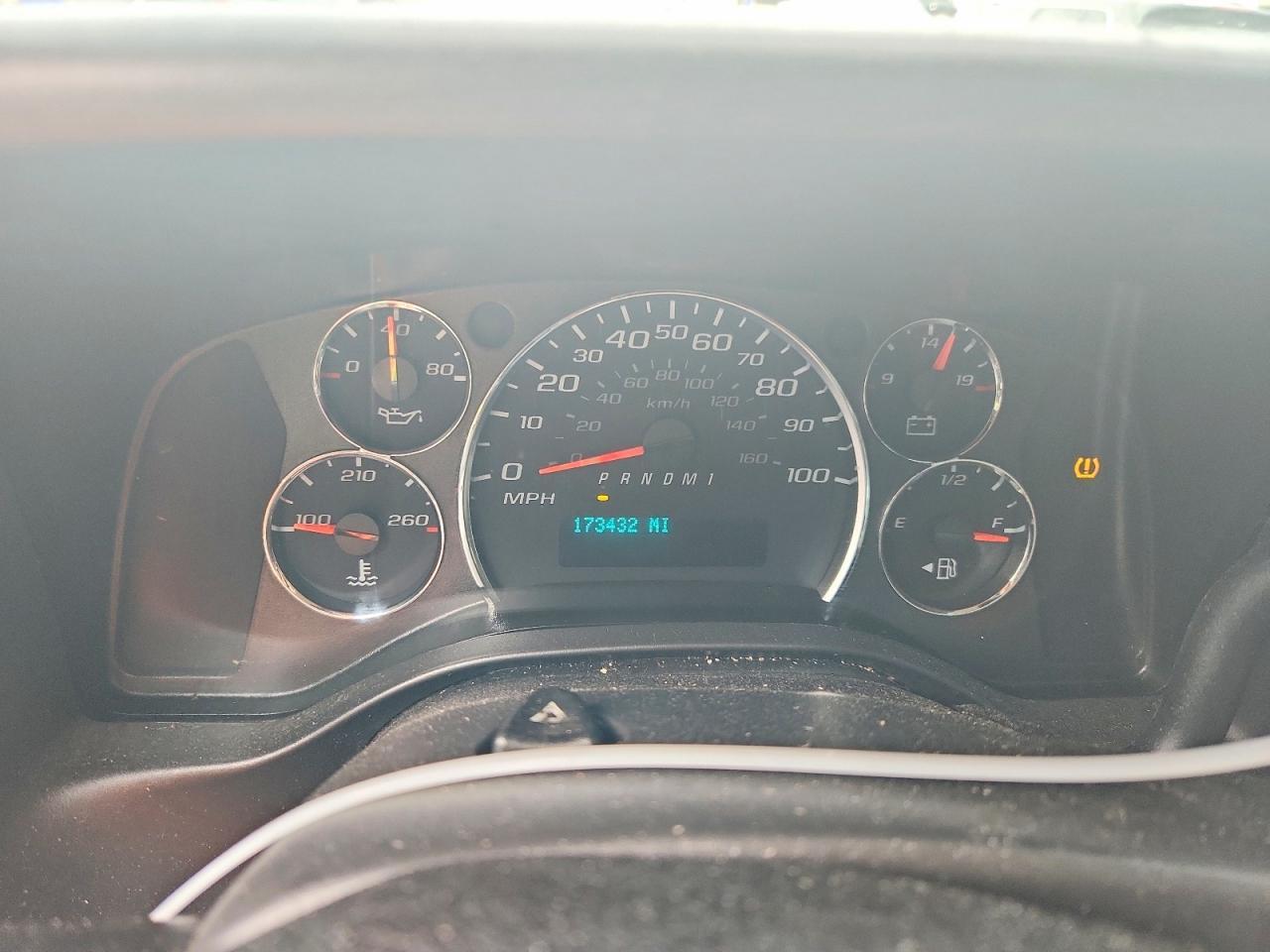 2020 Chevrolet Express G2500 - zdjęcie 9