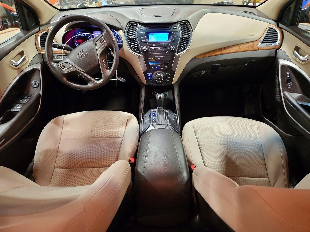 2015 Hyundai Santa Fe Sport 2.4L - zdjęcie 8