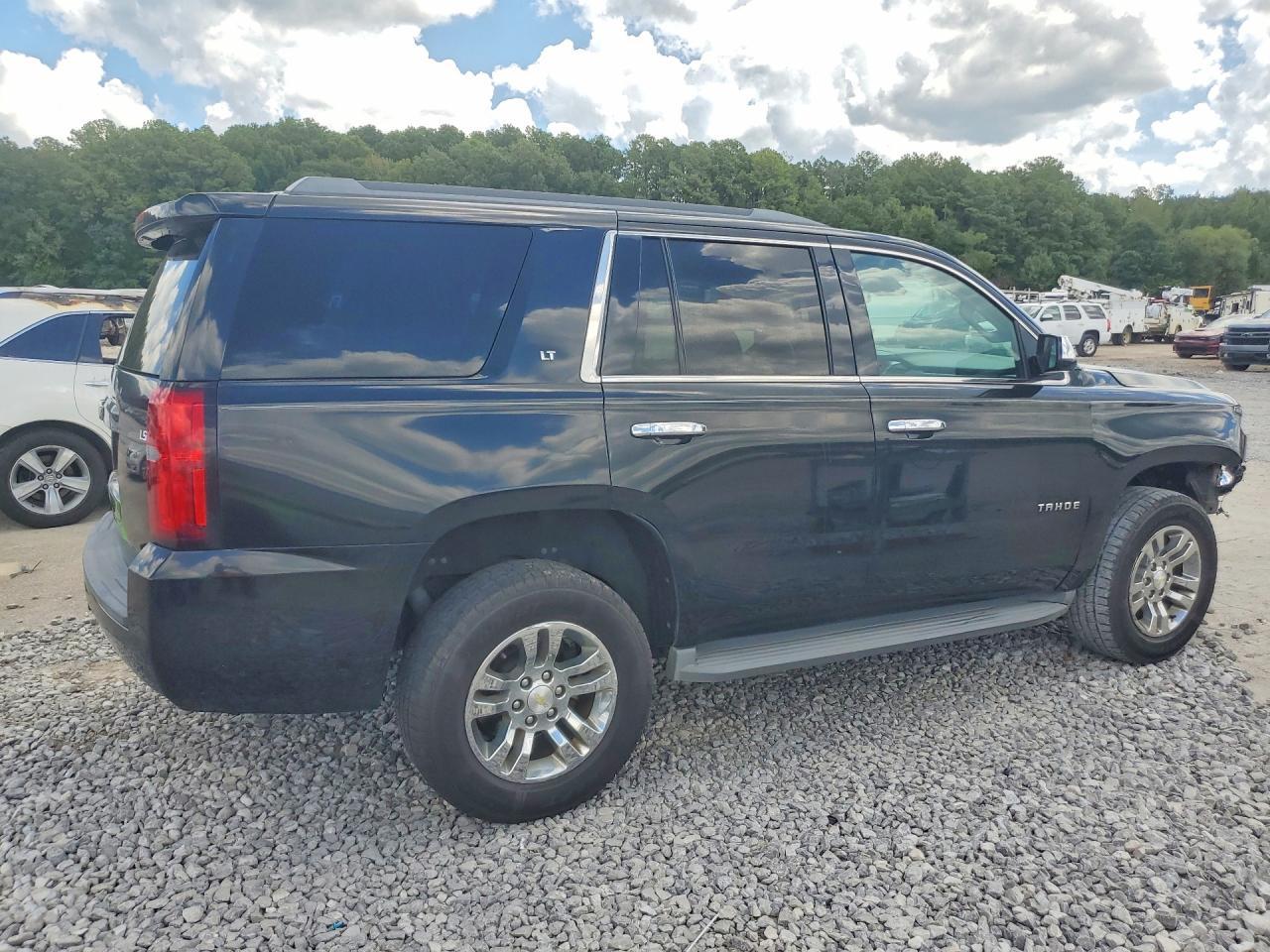 2015 Chevrolet Tahoe C1500 Lt - zdjęcie 3