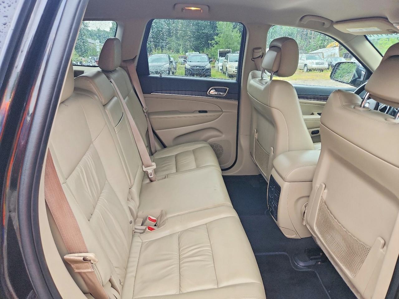 2015 Jeep Grand Cherokee Limited - zdjęcie 10