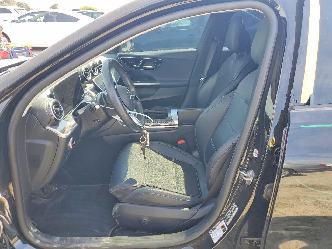 2022 Mercedes-Benz C 300 4Matic - zdjęcie 7