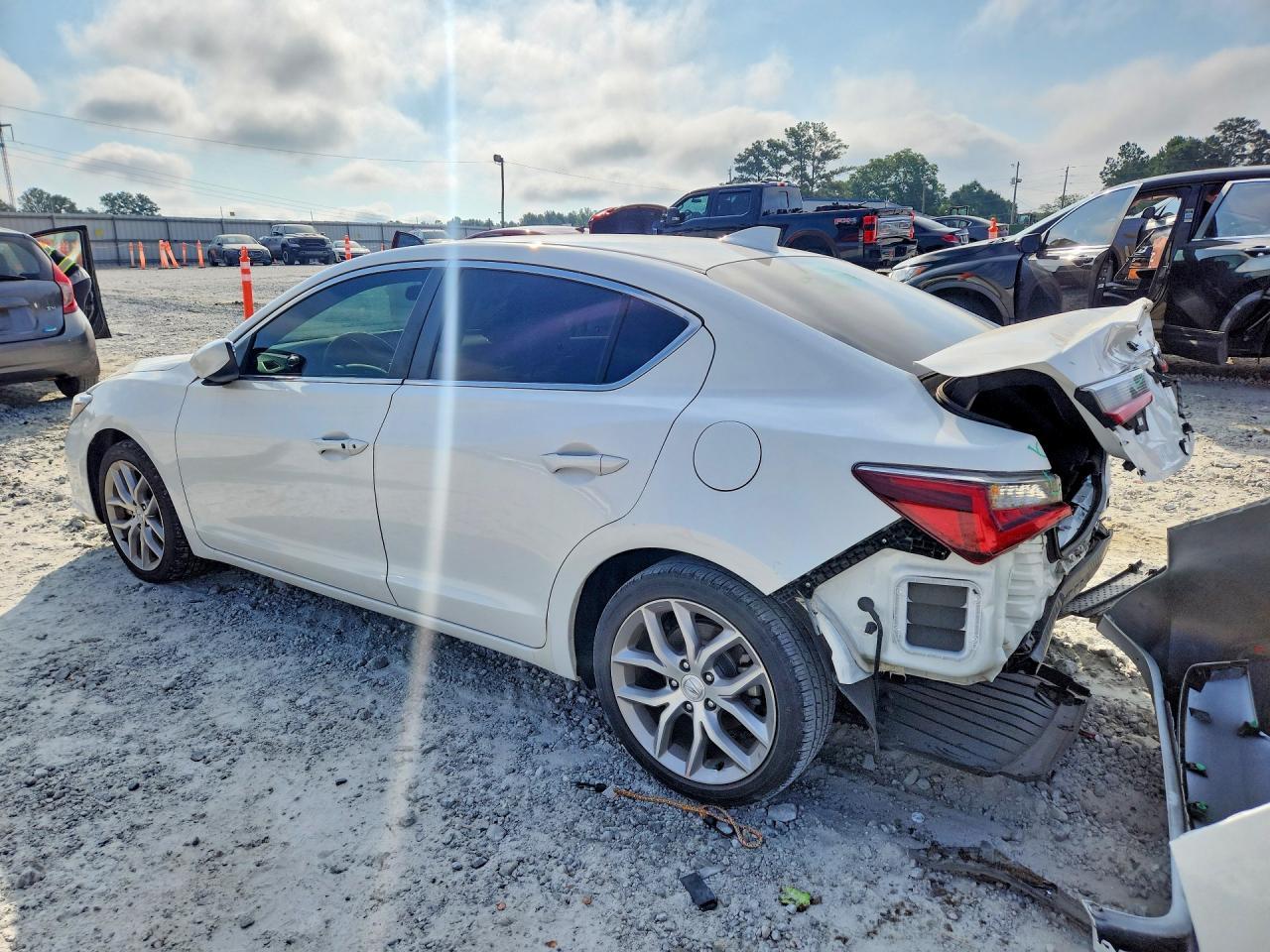 2020 Acura Ilx - zdjęcie 2