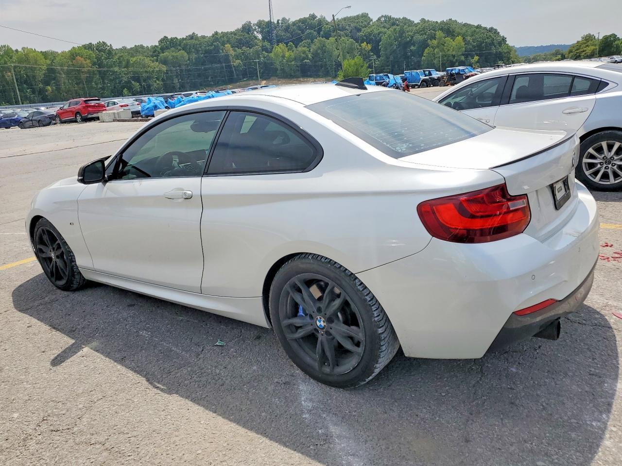 2016 BMW M235I - zdjęcie 2