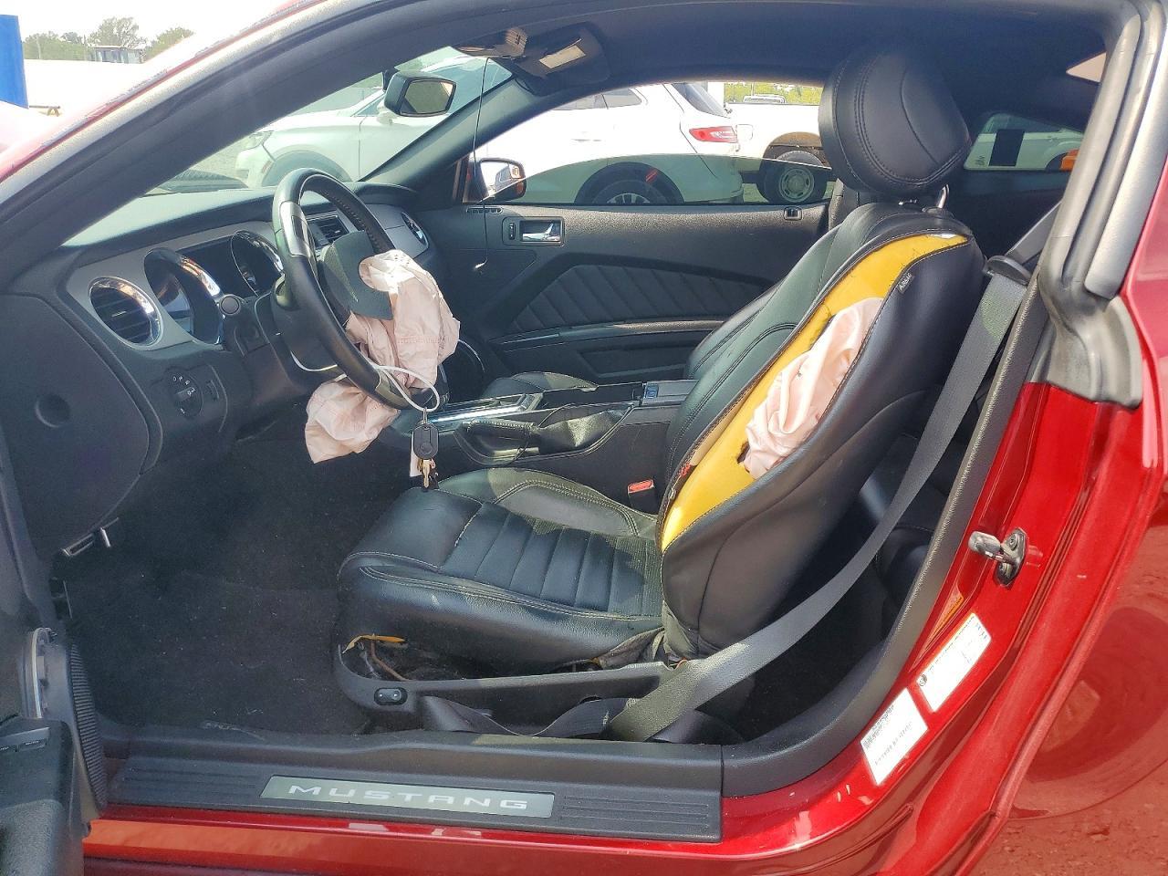 2014 Ford Mustang - zdjęcie 7
