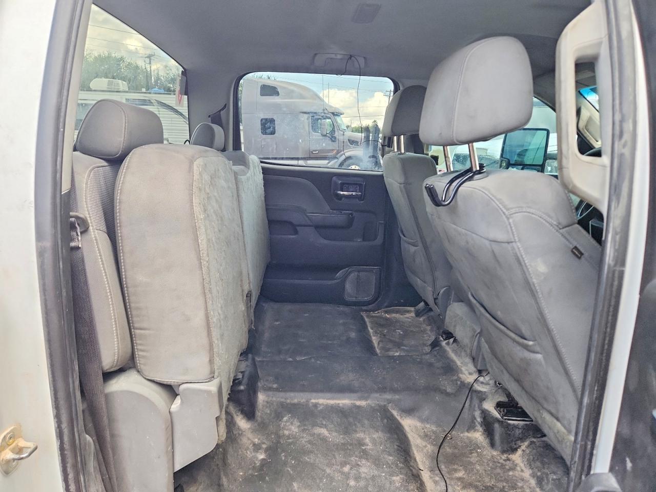 2018 Chevrolet Silverado K2500 Heavy Duty - zdjęcie 10