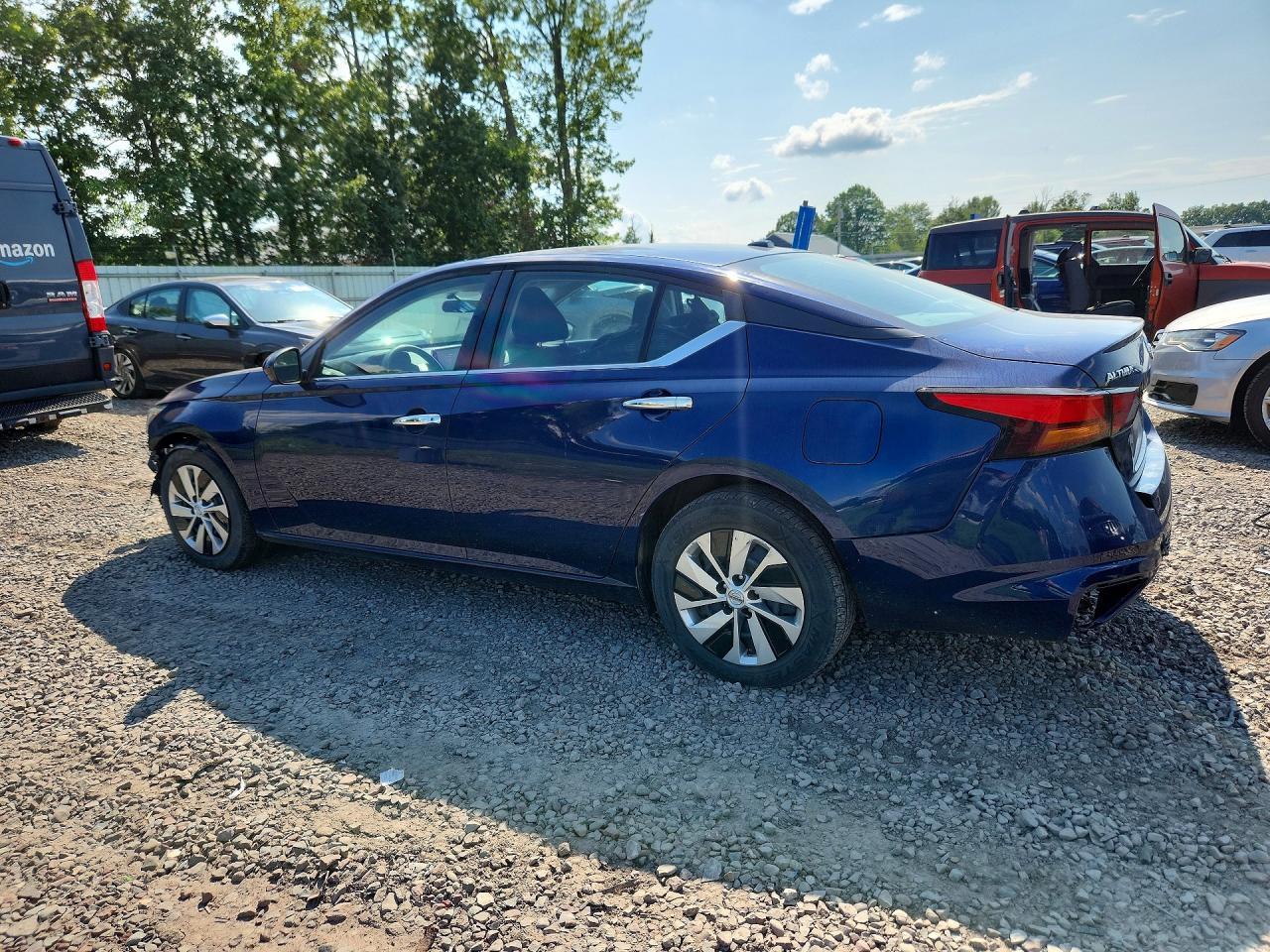 2019 Nissan Altima S - zdjęcie 2