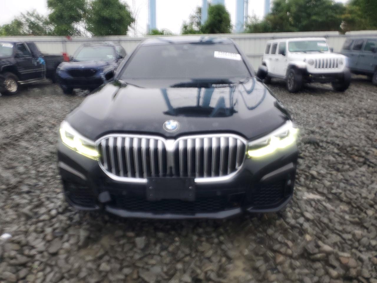 2020 BMW 740 Xi - zdjęcie 5