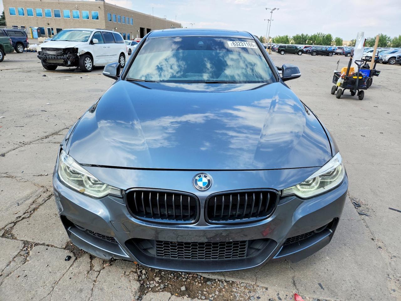 2018 BMW Seria 3 340i - zdjęcie 5