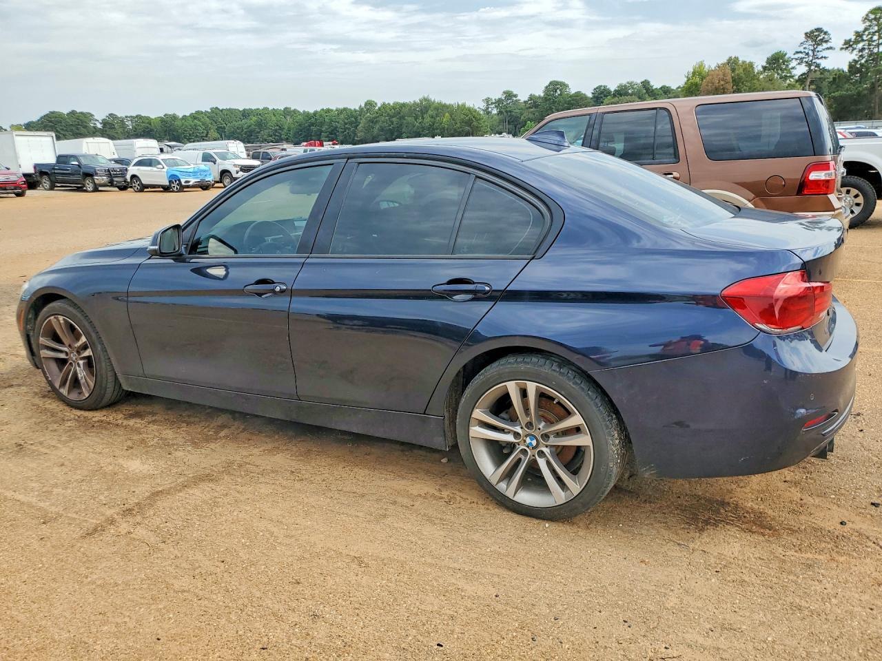 BMW Seria 3 - zdjęcie 2